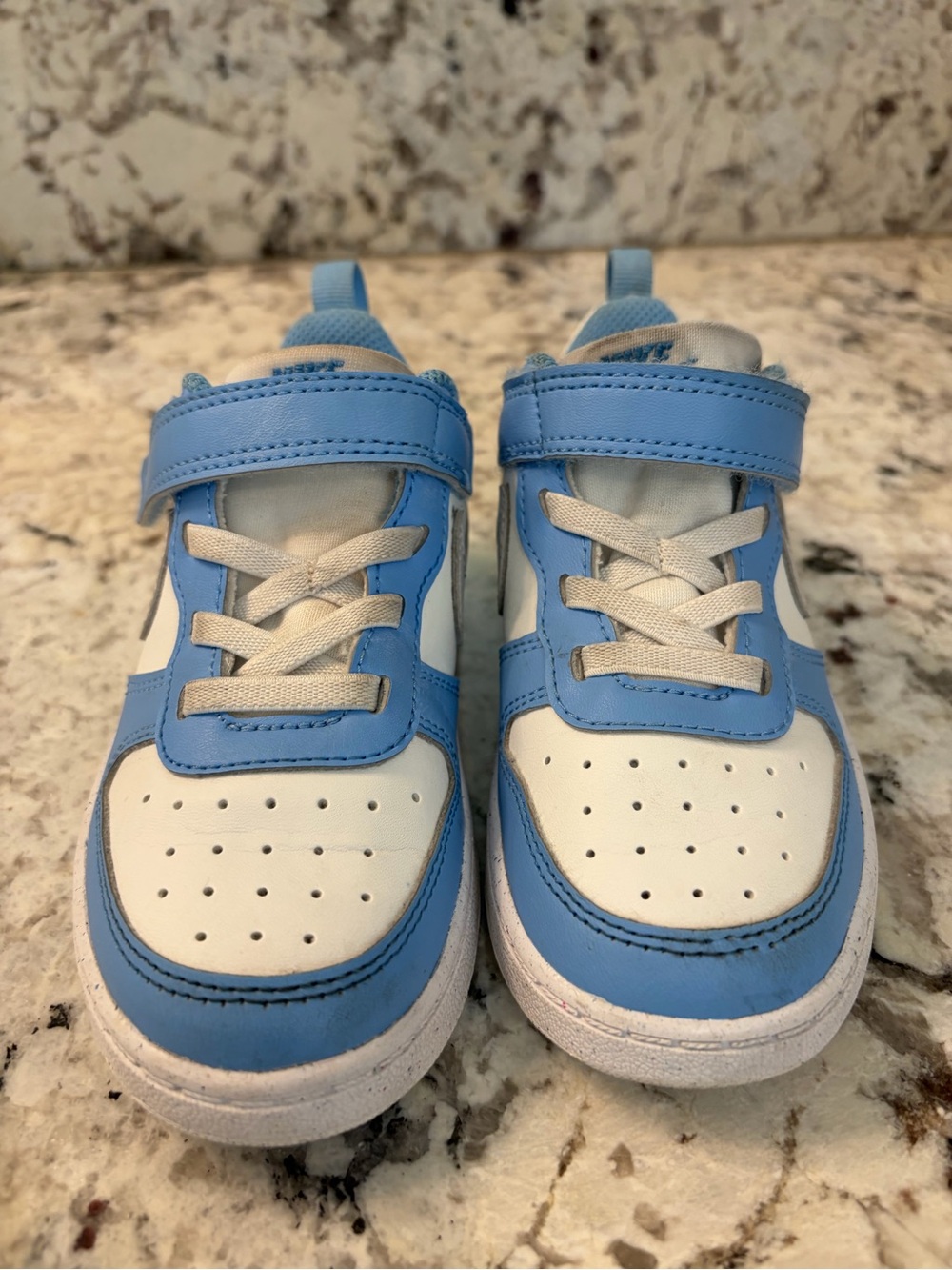 Nike Court Borough Liw 2- Velcro Closure